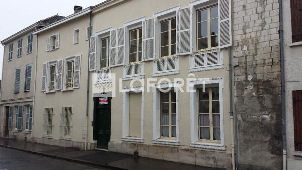 Location appartement Châlons-en-Champagne - 2 pièce(s) - 33 m² - 390 € / mois