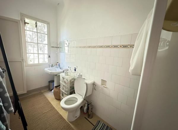 Mormoiron Maison à Rénover sur 1 500 m²  Deux Logements  Exclusivité  Grand Terrain
