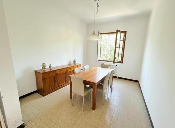 Mormoiron Maison à Rénover sur 1 500 m²  Deux Logements  Exclusivité  Grand Terrain