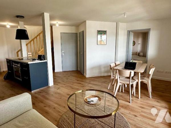 Appartement à Vendre à Capbreton, Landes (40)
Très bel appartement NEUF en duplex situé à l'ét...
