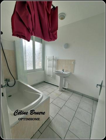 Immeuble de rapport à vendre - 6 logements - Boisemont - Frenelles-en-vexin (27)