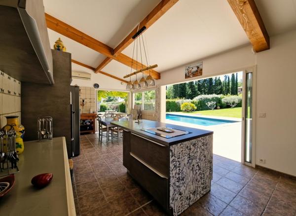 Villa d'architecte  6 pièce(s) 230 m2