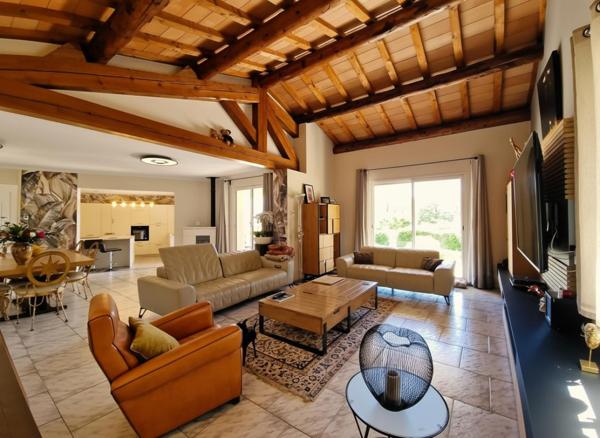 Villa d'architecte  6 pièce(s) 230 m2