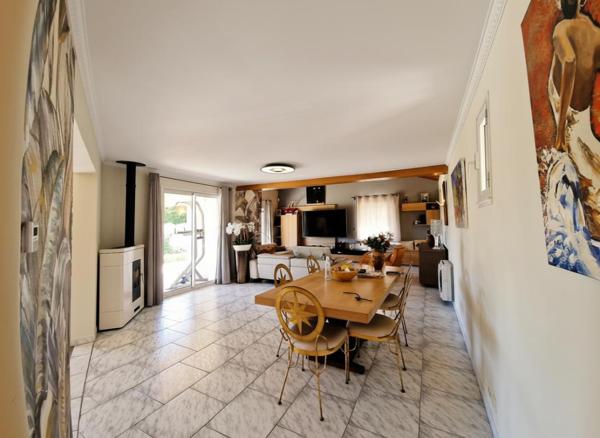 Villa d'architecte  6 pièce(s) 230 m2