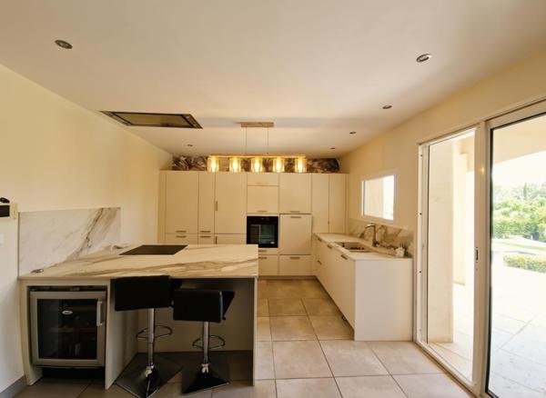 Villa d'architecte  6 pièce(s) 230 m2