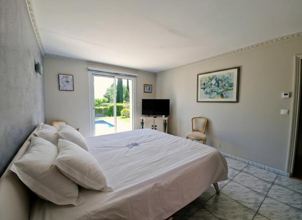 Villa d'architecte  6 pièce(s) 230 m2