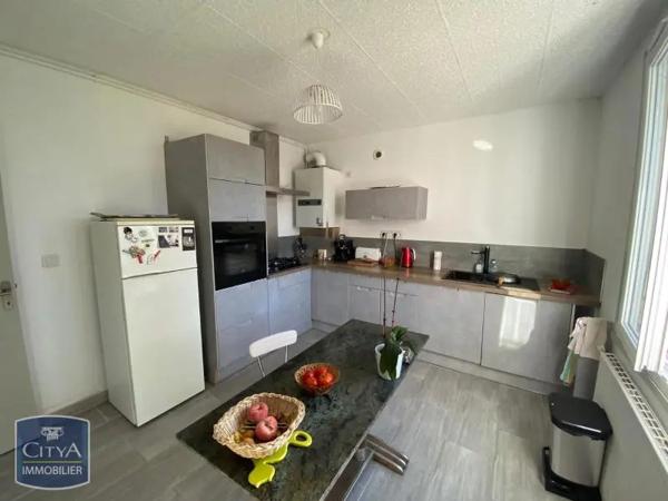 Appartement à louer 4 pièces 97.85m² Agen (47000)