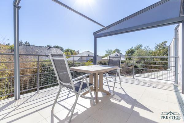 STE LUCE SUR LOIRE - MAISON D'ARCHITECTE 174 M2 - DOUBLE GARAGE - TERRAIN 852M2