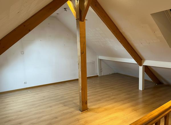 Maison
         6 pièces
        - 145 m² Exclusivité 1 000 000 € *