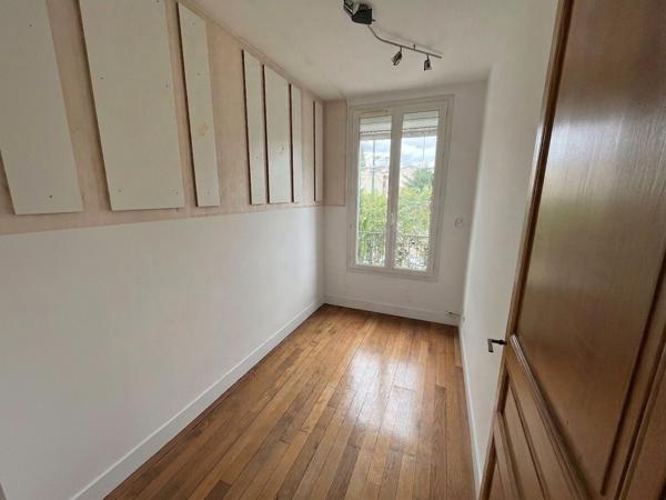 Maison
         6 pièces
        - 145 m² Exclusivité 1 000 000 € *