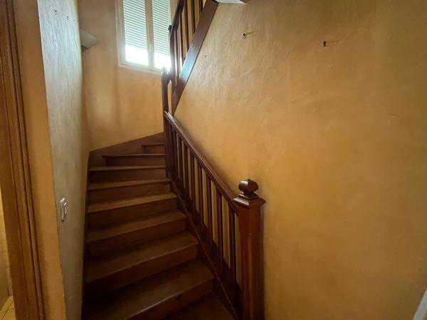 Maison
         6 pièces
        - 145 m² Exclusivité 1 000 000 € *