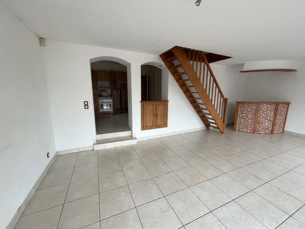 Maison
         6 pièces
        - 145 m² Exclusivité 1 000 000 € *