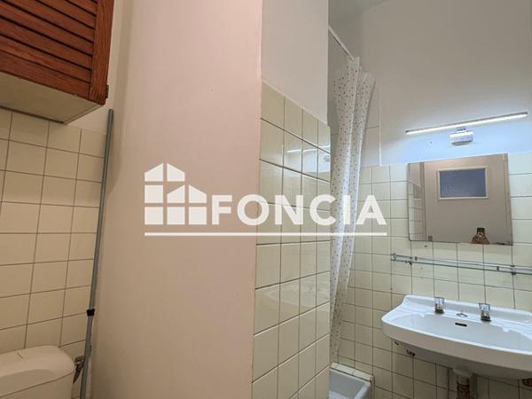 Location Appartement 2 pièces 37 m² - 5 IMPASSE DU LUXEMBOURG Nimes 30000