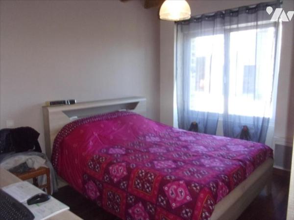 Maison indépendante en campagne à vendre.