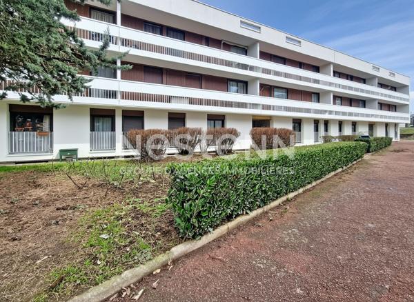 Vente appartement ST CYR L ECOLE - 4 pièces - 3 chambres -cave -parking