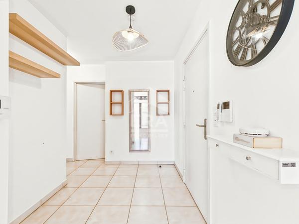 Appartement Vitrolles 3 pièce(s) 65.63 m2