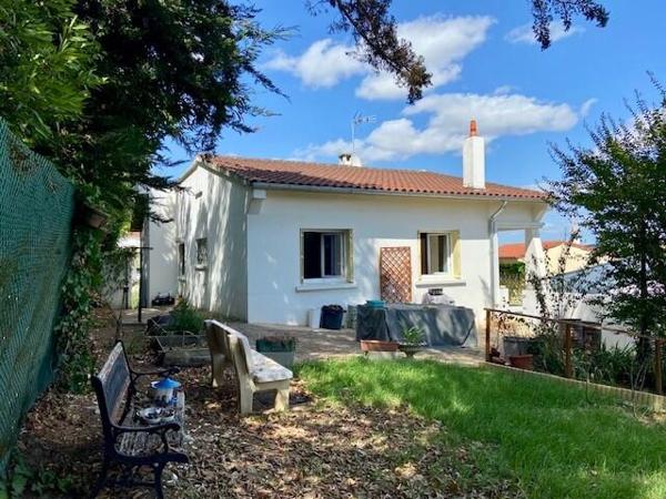 Auch hypercentre - Charmante maison individuelle 3ch, garage 50m2 et studio