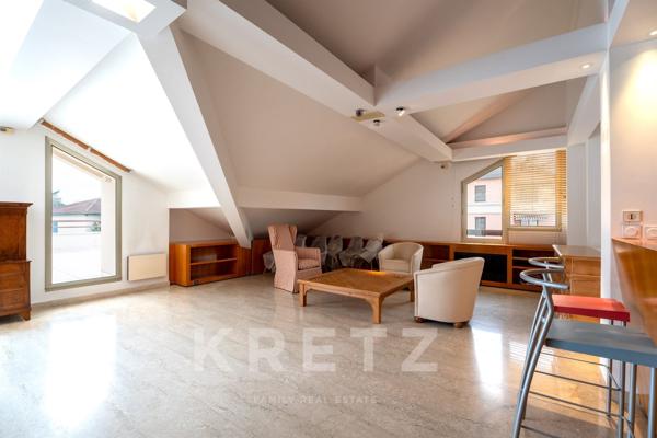 APPARTEMENT DERNIER ETAGE
