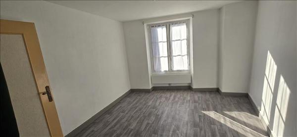 Maison à vendre |  Azerat |  4 pièces | 77 m²