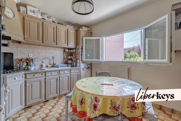 Jolie maison familiale avec jardin 