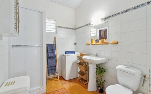 Appartement à vendre    3 pièces • 54,24 m2 Les Trois-Îlets