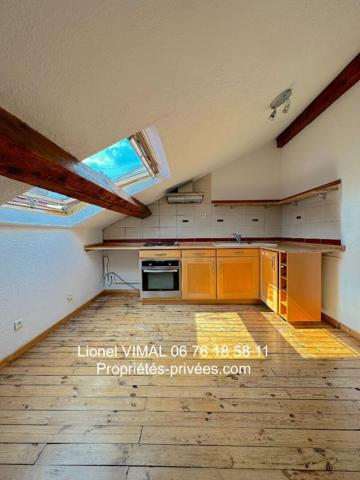 Appartement mansardé 3 pièces avec cave