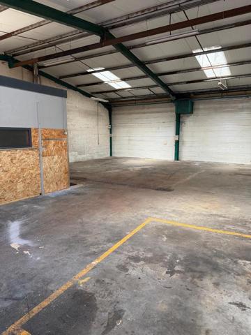 Local Commercial à louer à Roche la moliere