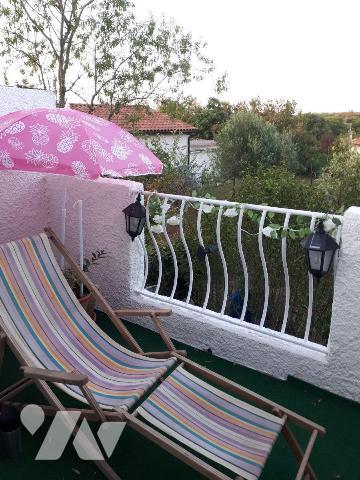  A VENDRE - A LIMOGNE-EN-QUERCY (LOT - 46260) - Maison mitoyenne située dans le bourg du villag...