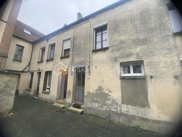 Immeuble mixte de 221 m²