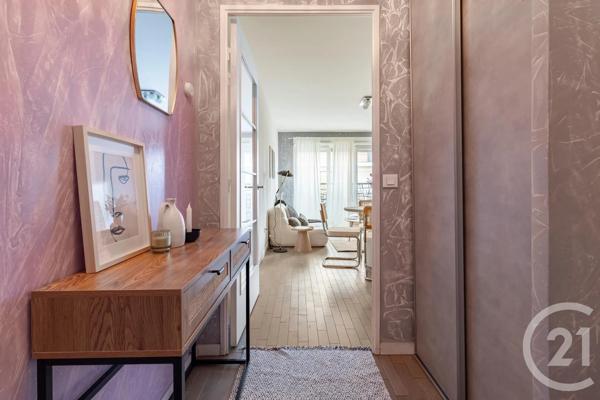 Appartement à vendre  3 pièces - 66,60 m 2   ST OUEN  - 93