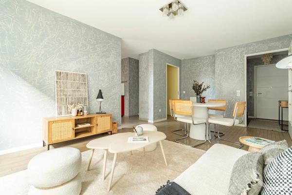 Appartement à vendre  3 pièces - 66,60 m 2   ST OUEN  - 93