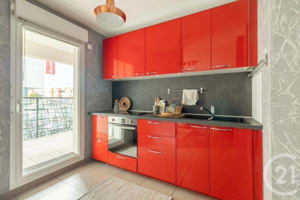 Appartement à vendre  3 pièces - 66,60 m 2   ST OUEN  - 93