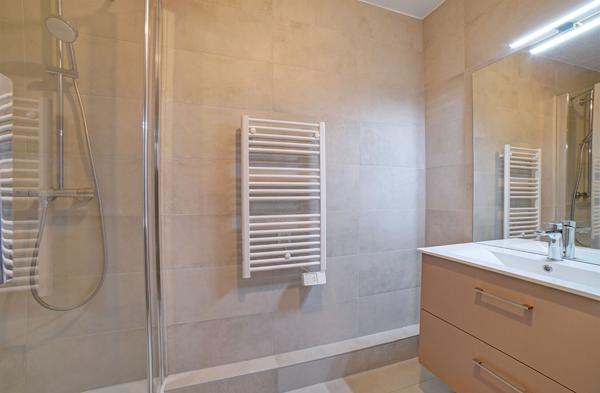 Asnières Gare Appartement 2 pièces 54 m² avec terrasse 5 m²