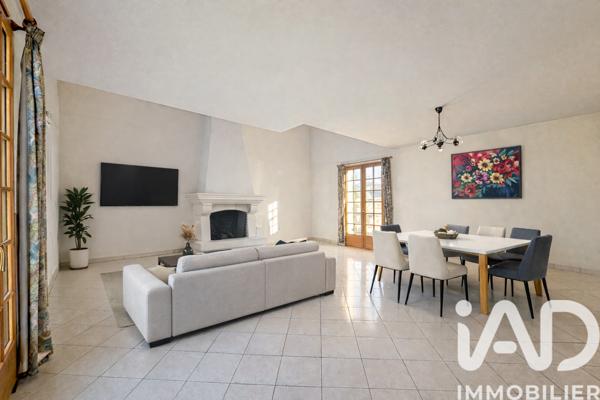 Maison à vendre 7 pièces 175 m² Les Mureaux