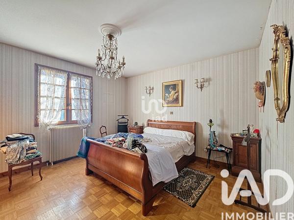 Maison à vendre 7 pièces 175 m² Les Mureaux