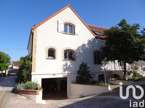 Maison à vendre 6 pièces 161 m² Évry-Grégy-sur-Yerre