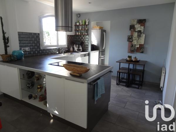 Maison à vendre 6 pièces 161 m² Évry-Grégy-sur-Yerre