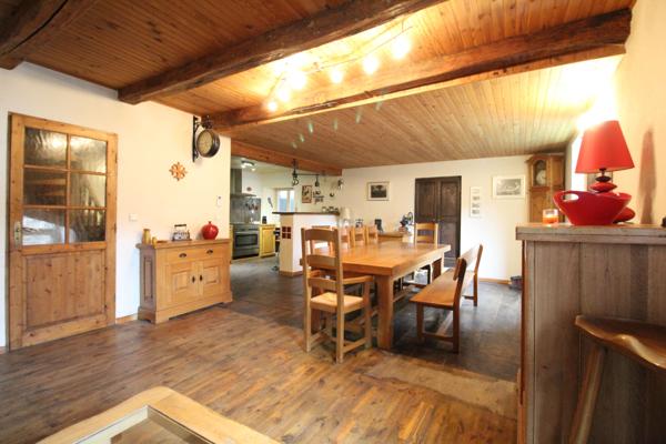 Brusque (12360) Maison en pierre rénovée à Brusque, Sud Aveyron – 143 m²