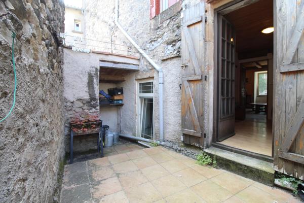 Brusque (12360) Maison en pierre rénovée à Brusque, Sud Aveyron – 143 m²