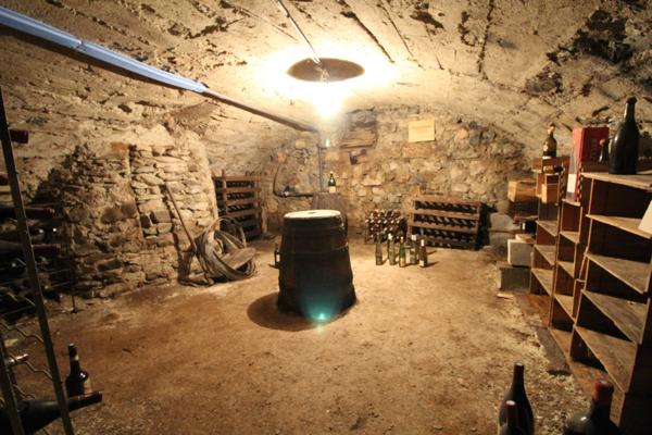 Brusque (12360) Maison en pierre rénovée à Brusque, Sud Aveyron – 143 m²