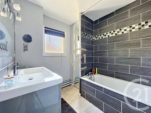Maison à vendre  4 pièces - 81,46 m 2   JOUY LE MOUTIER  - 95