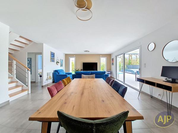 Vente maison La Roche Sur Yon : 499 900 € - AJP Immobilier La Roche-sur-Yon