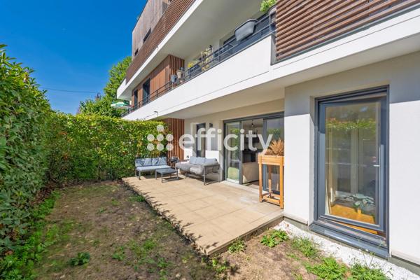 Appartement
         2 pièces
        - 48 m² Exclusivité 315 000 € *
