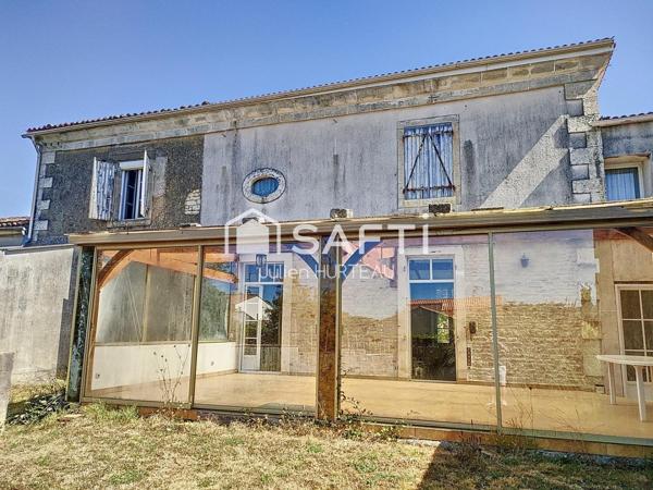 Maison en pierre et dépendances avec travaux