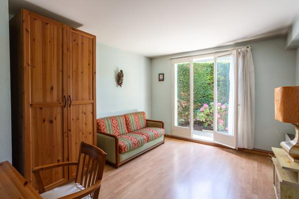 Maison
         7 pièces
        - 180 m² 470 000 € *