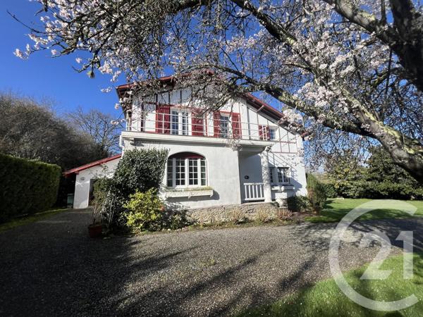 Maison à vendre  6 pièces - 190 m 2   ORTHEZ  - 64