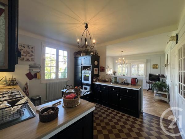 Maison à vendre  6 pièces - 190 m 2   ORTHEZ  - 64