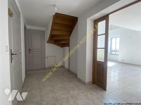 Appartement duplex en plein centre-ville d'AUDIERNE - proche de toutes les commodités