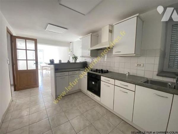 Appartement duplex en plein centre-ville d'AUDIERNE - proche de toutes les commodités