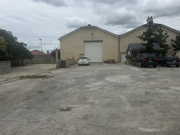 BATIMENT INDUSTRIEL ASSAT entre PAU ET NAY